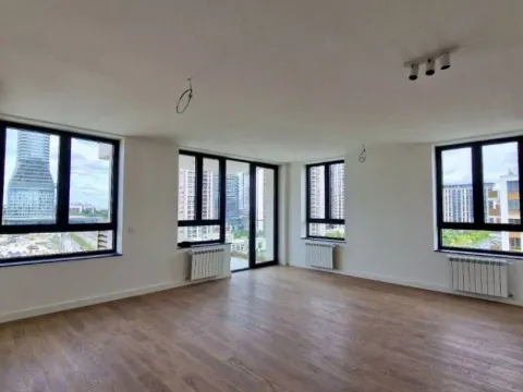 Izdavanje, četvorosoban stan, 121m², Beograd Na Vodi, Beograd