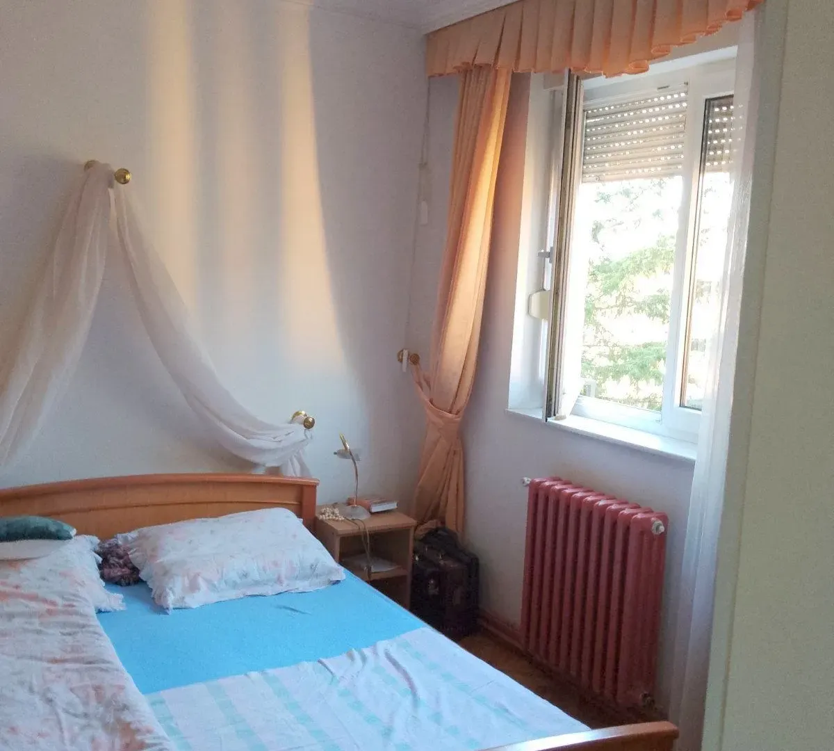Rent, three bedroom apartment, 98m², Savski Venac, Beograd