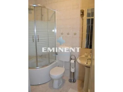 Izdavanje, četvorosoban stan, 110m², Savski Venac, Beograd - image 15