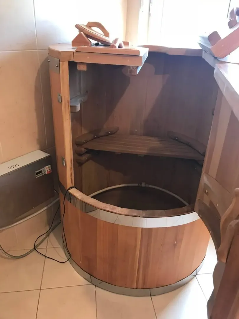 Izdavanje, kuća, 120m², Tivat, Crna Gora
