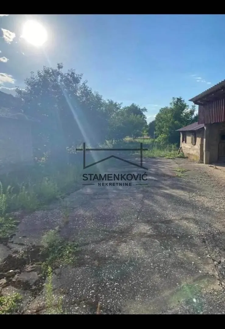 Prodaja, kuća, 350m², Gibarac, Šid