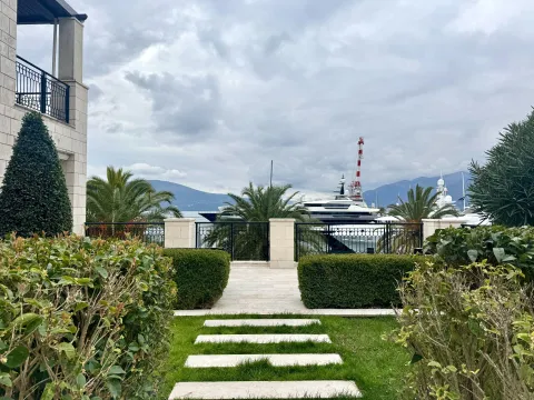 Stan in Porto Montenegro