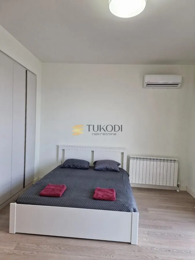 Rent, one bedroom apartment, 37m², Savski Venac, Beograd