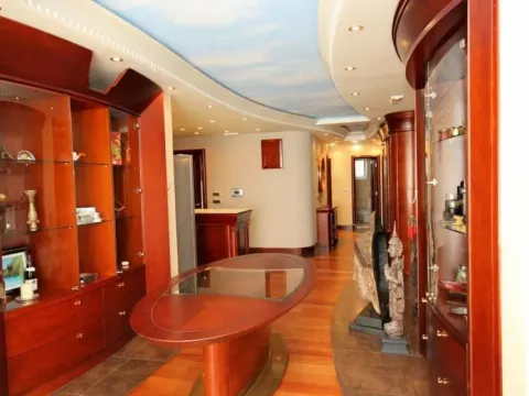 Prodaja, kuća, 322m², Bar, Crna Gora - image 11