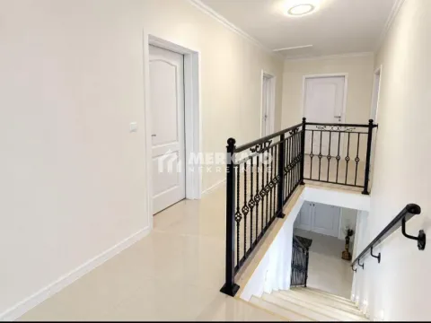 Prodaja, kuća, 358m², Zeleno Polje, Zrenjanin - image 11