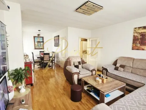 Sale, house, 274m², Kotež, Palilula Sve Podlokacije