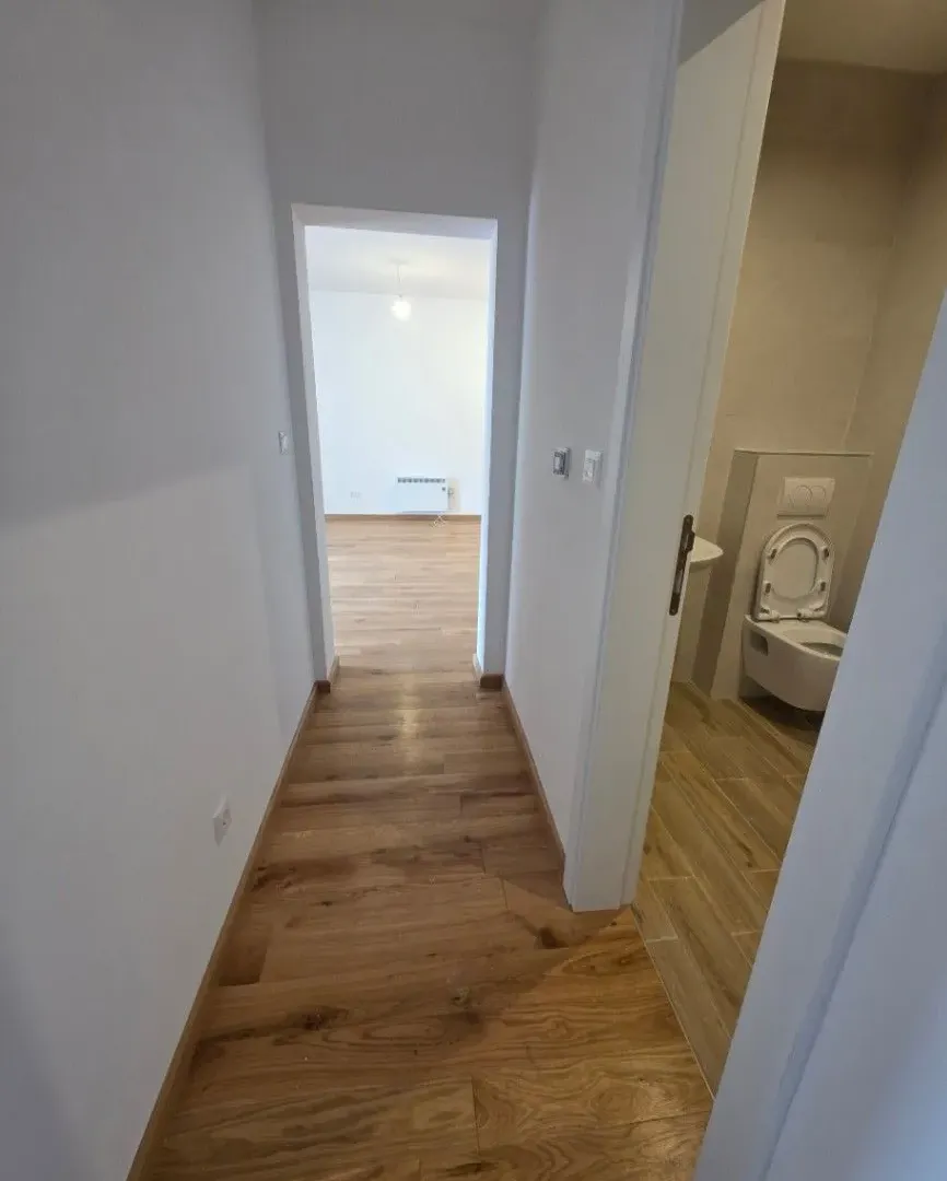 Sale, two bedroom apartment, 59m², Centar, Kolašin