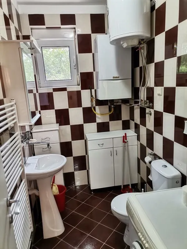 Izdavanje, trosoban stan, 92m², Voždovac Sve Podlokacije, Beograd