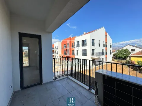 Prodaja, dvosoban stan, 76m², Zabjelo, Podgorica - image 11