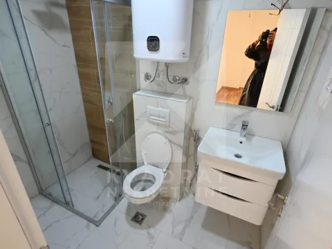 Izdavanje, trosoban stan, 117m², Zagorič, Podgorica - image 25