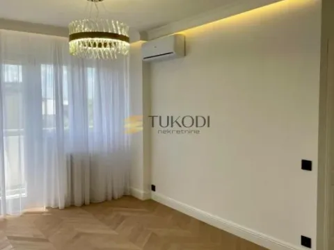 Sale, one bedroom apartment, 43m², Južni Bulevar, Vračar Sve Podlokacije - image 2