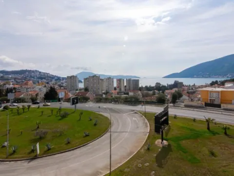 Sale, two bedroom apartment, 72m², Igalo-Petlja, Herceg Novi - image 10