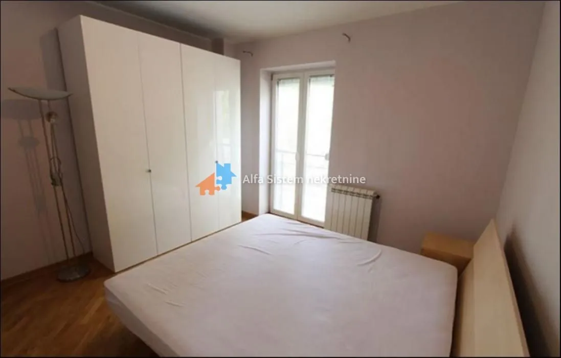 Rent, three bedroom apartment, 130m², Savski Venac, Beograd