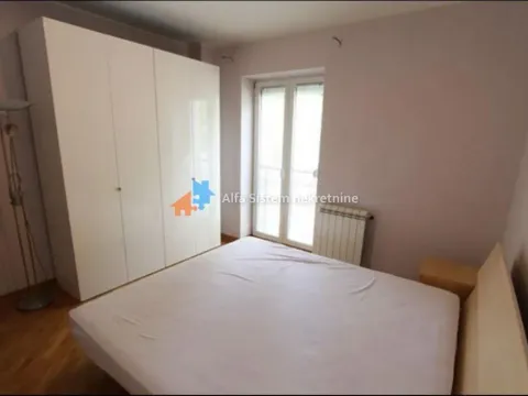 Izdavanje, trosoban stan, 130m², Savski Venac, Beograd - image 21