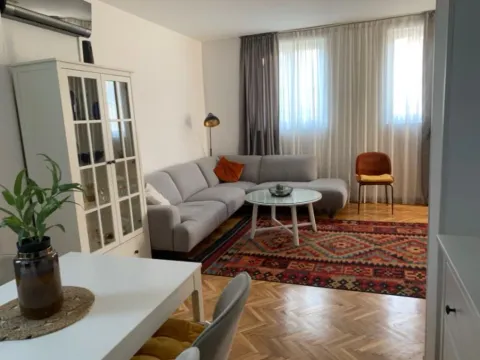 Rent, house, 260m², Zagorič, Podgorica - image 13