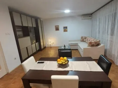 Izdavanje, dvosoban stan, 74m², Bulevar Oslobodjenja, Novi Sad Sve Podlokacije - image 7