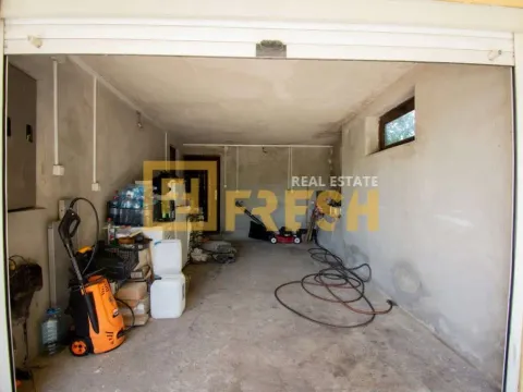 Prodaja, kuća, 300m², Donja Gorica, Podgorica - image 19