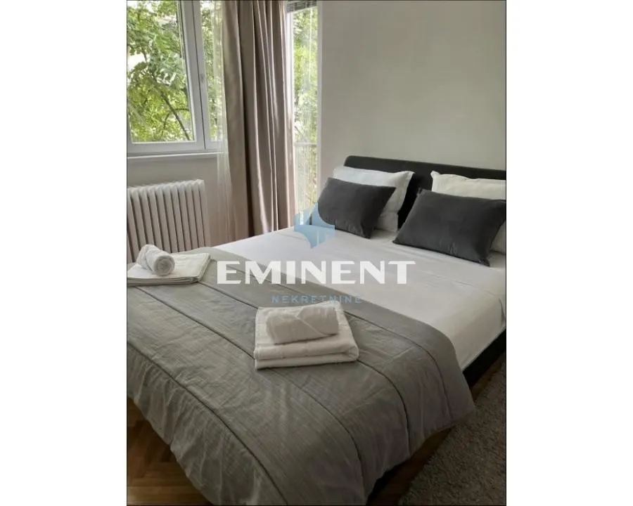 Rent, two bedroom apartment, 54m², Kalenić Pijaca, Vračar Sve Podlokacije