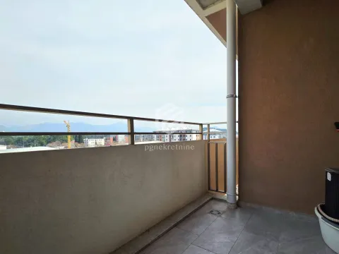 Rent, two bedroom apartment, 71m², Central Point, Podgorica - image 11