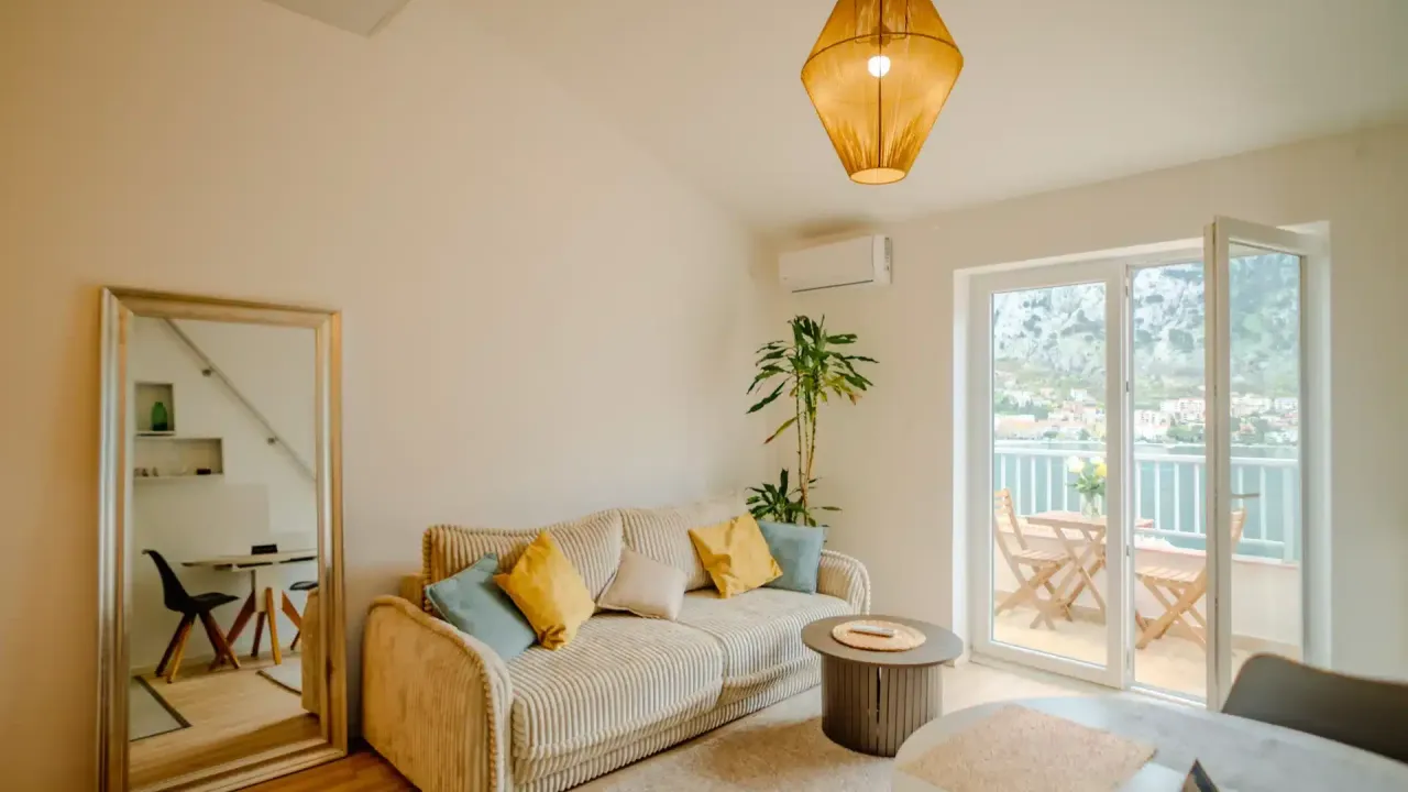 Sale, two bedroom apartment, 50m², Muo, Kotor