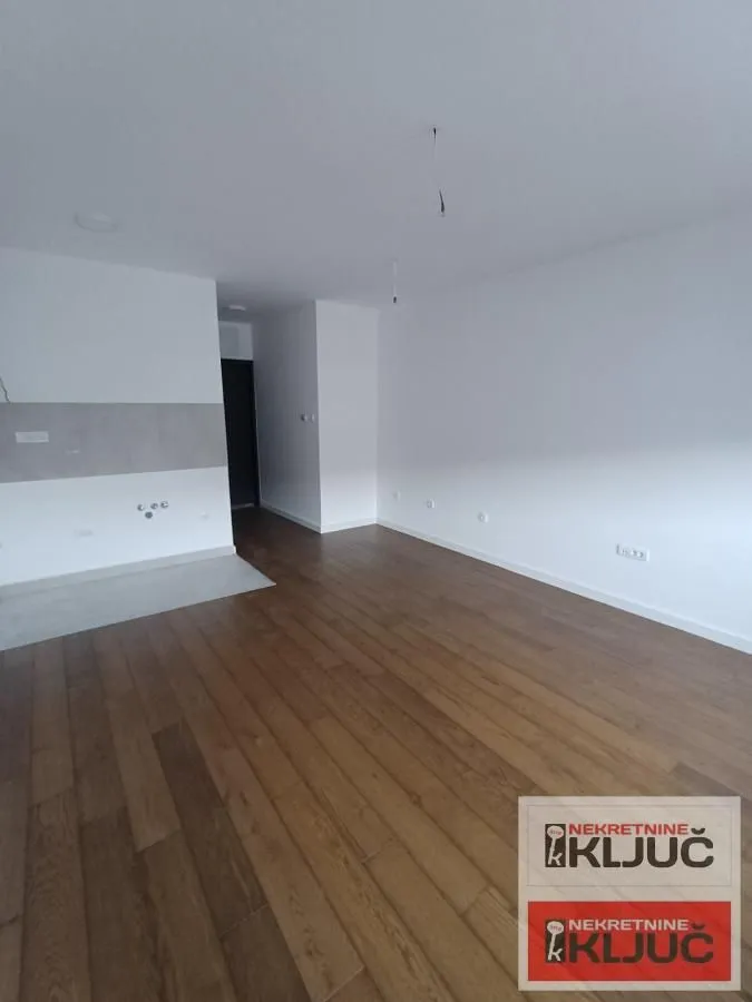 Prodaja, garsonjera, 26m², Novo naselje, Novi Sad