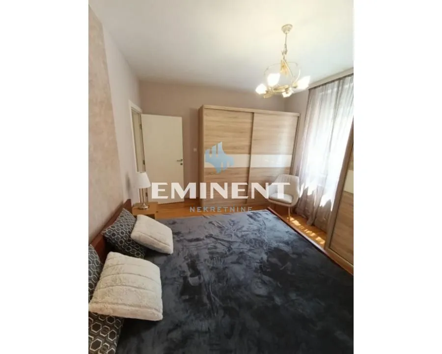 Prodaja, trosoban stan, 81m², Ada, Beograd