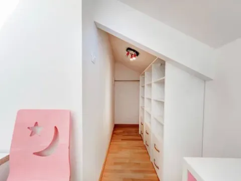 Izdavanje, dvosoban stan, 70m², Pobrežje, Podgorica - image 7
