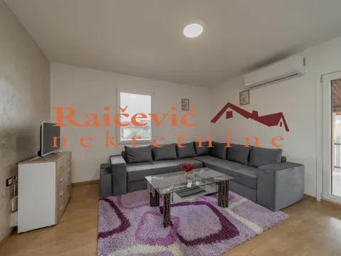 Izdavanje, trosoban stan, 83m², Medaković 1, Medaković Sve Podlokacije - image 4