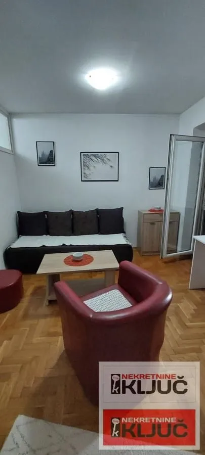 Rent, one bedroom apartment, 27m², Adamovićevo Naselje, Novi Sad Sve Podlokacije