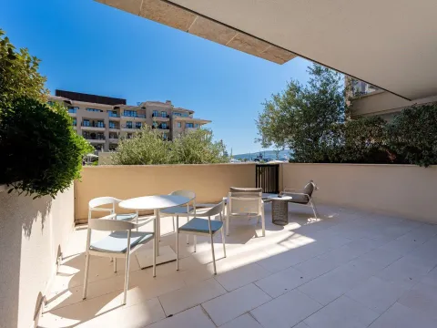 Prodaja, jednosoban stan, 99m², Porto Montenegro, Tivat - image 14