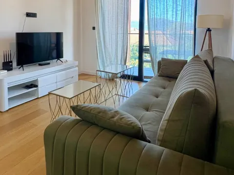 Rent, one bedroom apartment, 47m², Donja Lastva, Tivat - image 21
