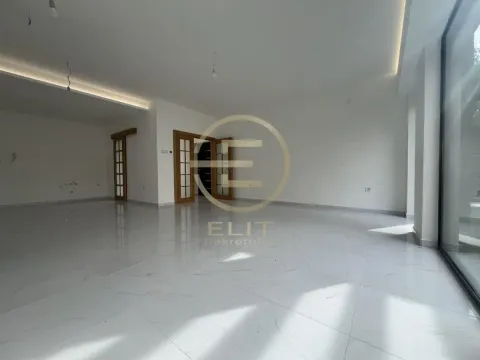 Rent, office space, 181m², Petrovaradin, Novi Sad - image 4