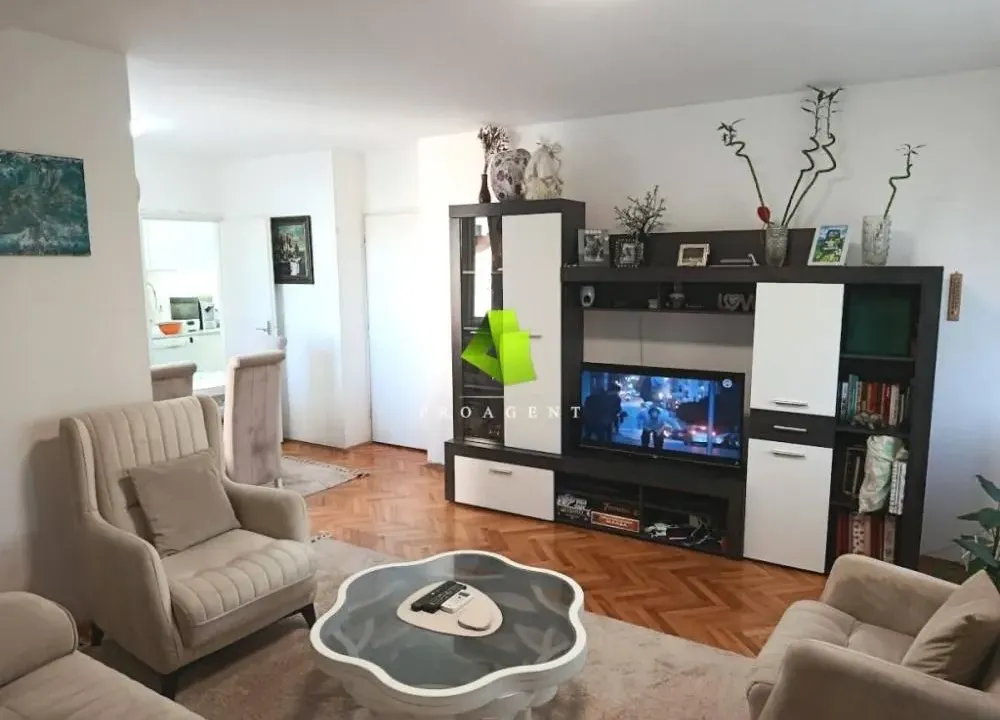 Prodaja, dvosoban stan, 75m², Medijana, Niš