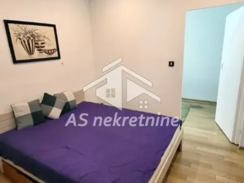 Rent, two bedroom apartment, 45m², Stari Grad, Beograd - image 11