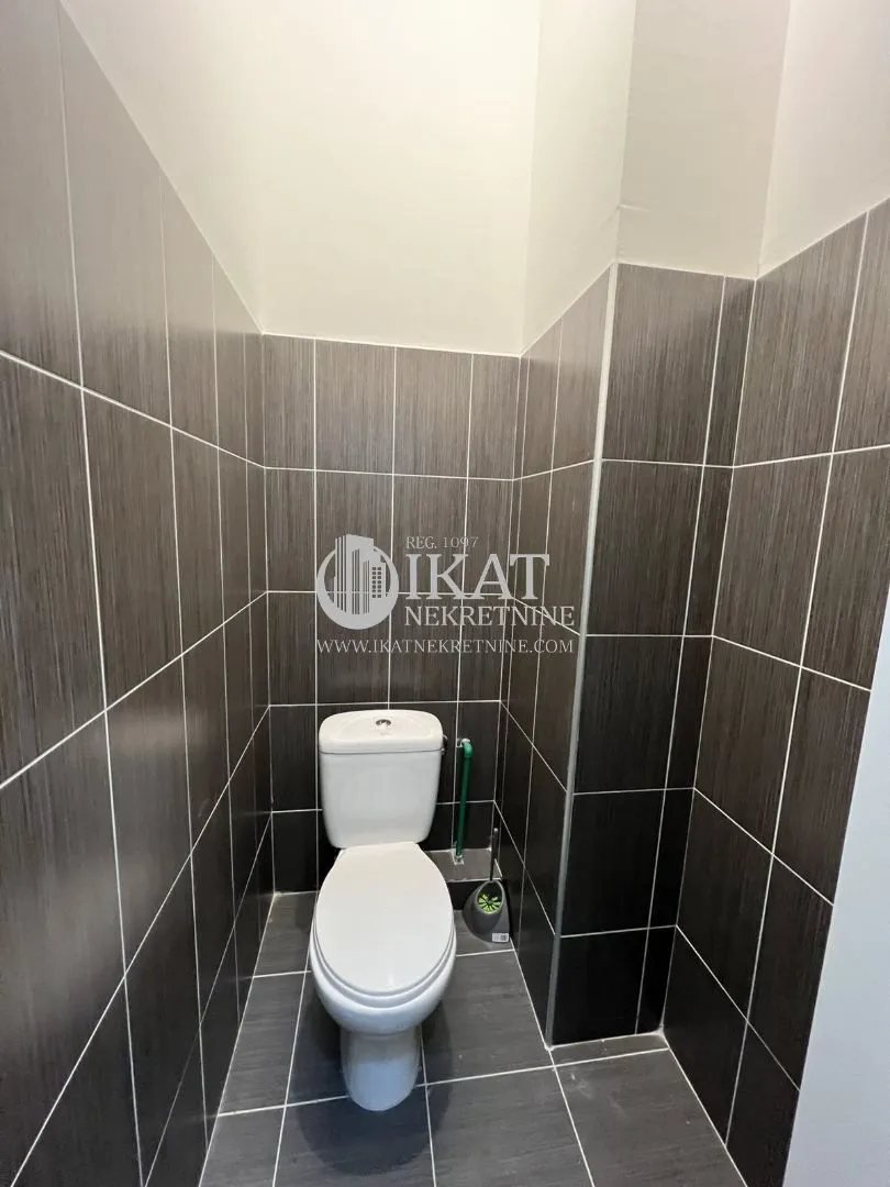 Sale, office space, 14m², Voždovac Sve Podlokacije, Beograd