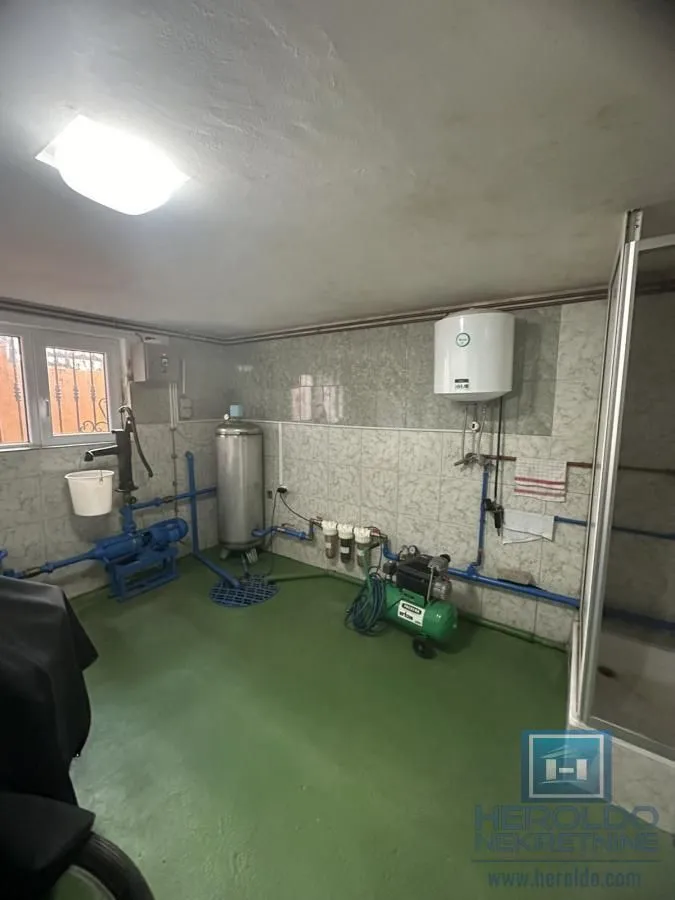 Prodaja, kuća, 300m², Ćuprija, Srbija