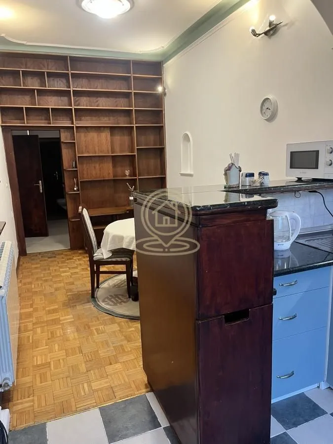 Rent, four bedroom apartment, 120m², Stari Grad, Beograd