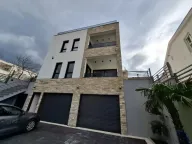 Izdavanje, kuća, 400m², Bar, Crna Gora - image 1