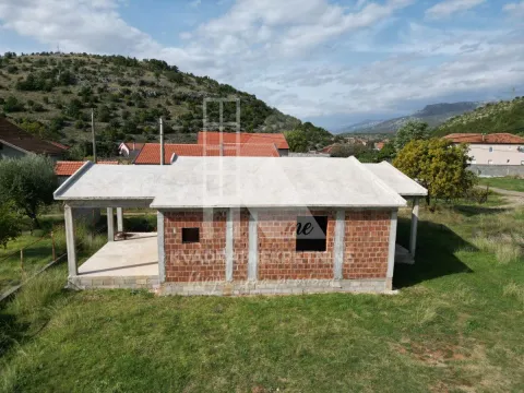 Prodaja, kuća, 150m², Rogami, Podgorica - image 3