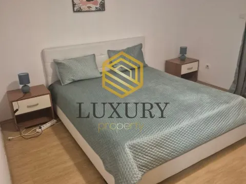 Izdavanje, dvosoban stan, 110m², Tološi, Podgorica - image 4