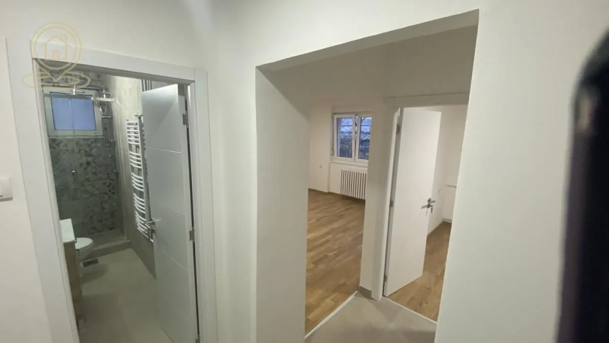 Prodaja, trosoban stan, 54m², Sajmište, Novi Sad