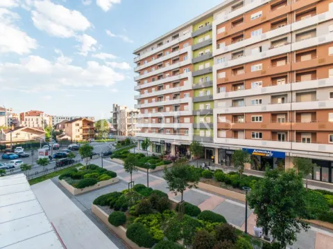 Izdavanje, jednosoban stan, 42m², Central Point, Podgorica - image 20