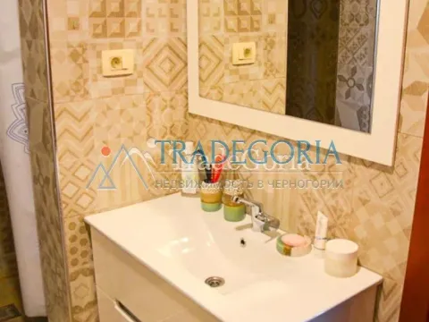 Prodaja, kuća, 170m², Bar, Crna Gora - image 10