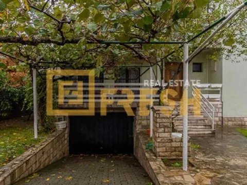 Izdavanje, kuća, 250m², Stari Aerodrom, Podgorica - image 2