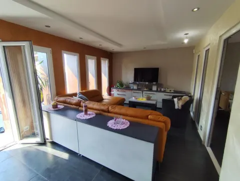 Prodaja, kuća, 51m², Mali Radanovac, Subotica - image 11