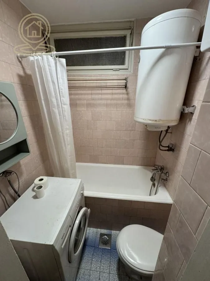 Izdavanje, dvosoban stan, 64m², Grbavica, Novi Sad Sve Podlokacije