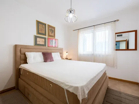 Sale, two bedroom apartment, 79m², Bečići, Budva - image 13