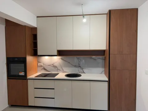 Izdavanje, jednosoban stan, 47m², City Kvart, Podgorica - image 1