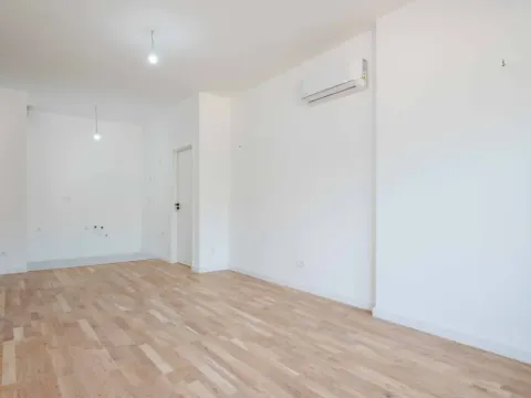 Sale, two bedroom apartment, 65m², Bar, Crna Gora - image 6