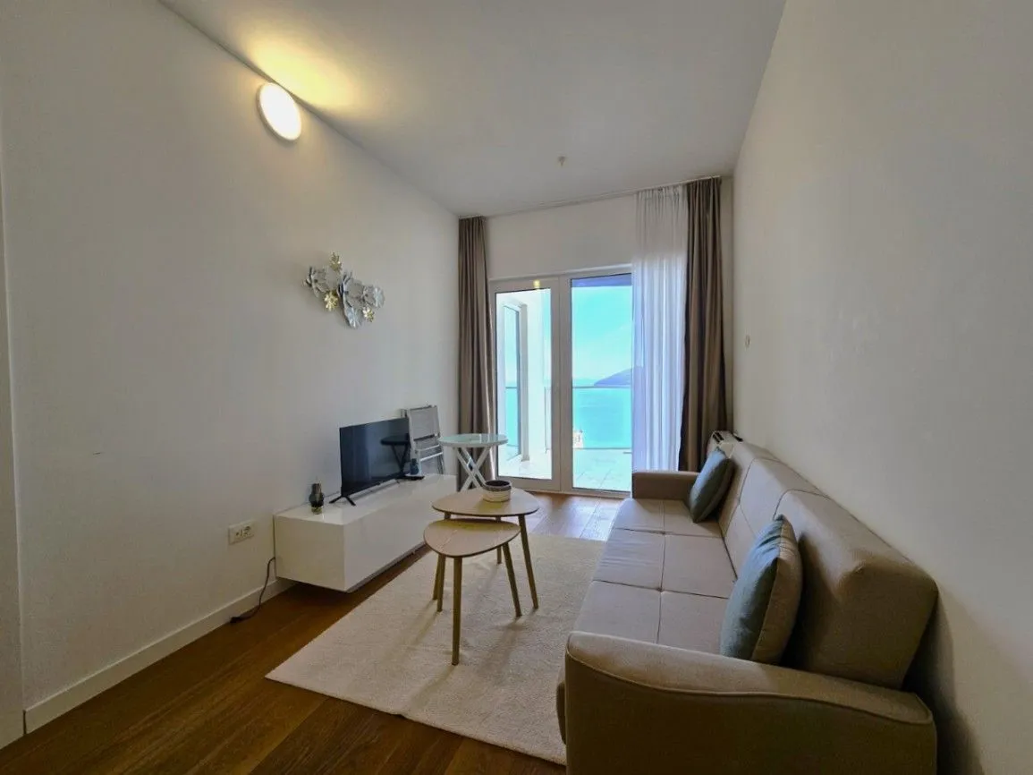Sale, two bedroom apartment, 77m², Centar, Budva